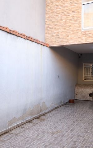 Casa à venda com 120m², 3 quartos e 2 vagasGaragem
