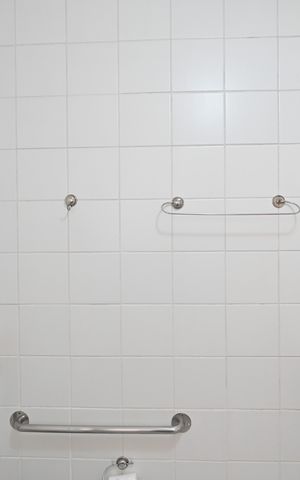 Apartamento à venda com 61m², 2 quartos e 2 vagasBanheiro da Suíte