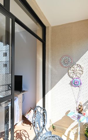 Apartamento à venda com 61m², 2 quartos e 2 vagasVaranda