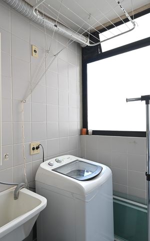 Apartamento à venda com 61m², 2 quartos e 2 vagasLavanderia