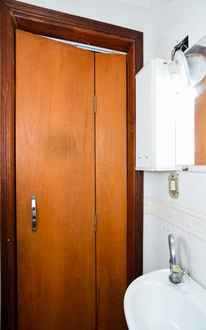 Casa à venda com 250m², 3 quartos e 5 vagasBanheiro Social -Lavabo