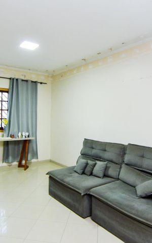 Casa à venda com 250m², 3 quartos e 5 vagasSala