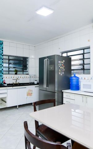 Casa à venda com 250m², 3 quartos e 5 vagasCozinha