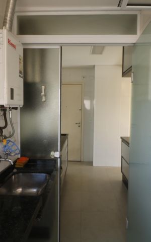 Apartamento à venda com 85m², 2 quartos e 2 vagasÁrea de Serviço
