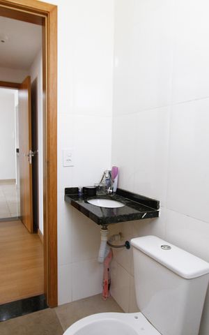 Apartamento à venda com 48m², 2 quartos e 1 vagaBanheiro Social