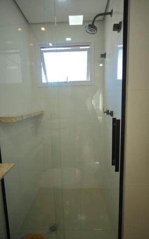 Apartamento à venda com 77m², 3 quartos e 2 vagasBanheiro da Suíte 