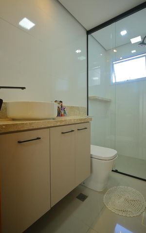 Apartamento à venda com 77m², 3 quartos e 2 vagasBanheiro da Suíte 