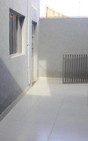 Casa à venda com 247m², 5 quartos e 2 vagasEdícula