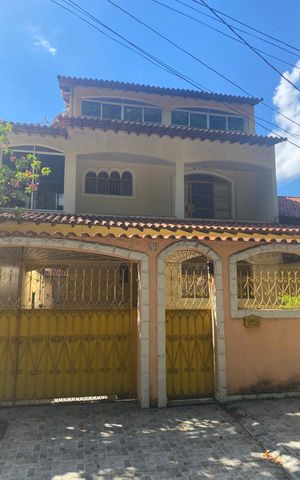 Casa para alugar com 390m², 3 quartos e 3 vagas Casa para alugar com 390m², 3 quartos e 3 vagasFachada