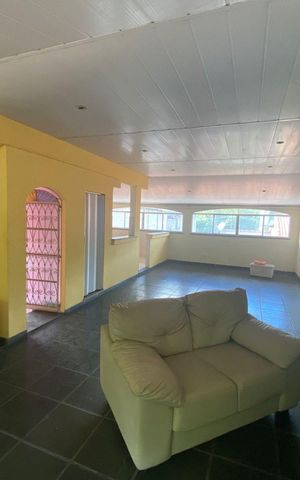 Casa para alugar com 390m², 3 quartos e 3 vagas Casa para alugar com 390m², 3 quartos e 3 vagasSala