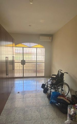 Casa para alugar com 390m², 3 quartos e 3 vagas Casa para alugar com 390m², 3 quartos e 3 vagasQuarto