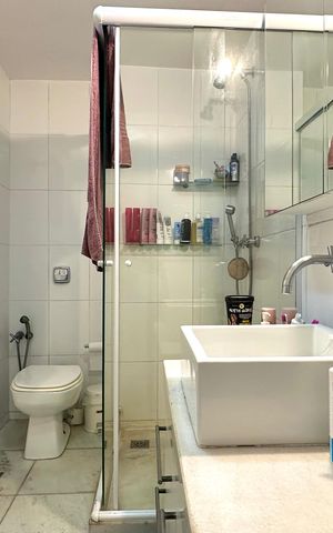 Apartamento à venda com 220m², 3 quartos e sem vaga