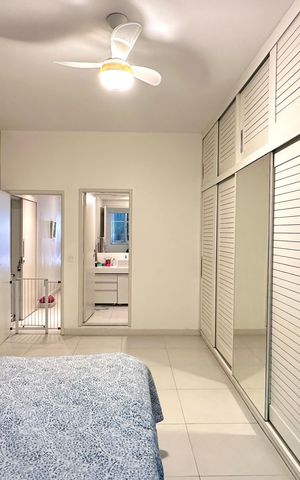 Apartamento à venda com 220m², 3 quartos e sem vaga