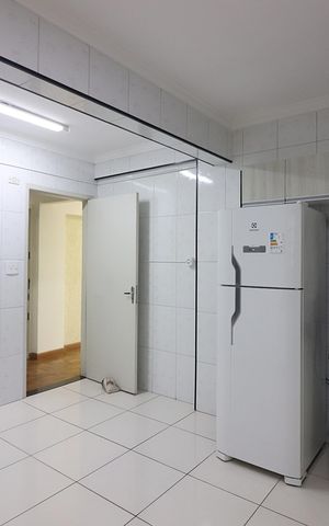 Apartamento para alugar com 107m², 2 quartos e 1 vagaCozinha 