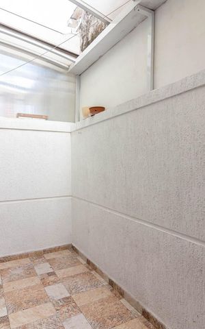 Casa de condomínio para alugar com 100m², 3 quartos e 2 vagas Casa de condomínio para alugar com 100m², 3 quartos e 2 vagasÁrea de Serviço e Lazer