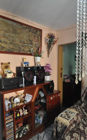 Casa à venda com 68m², 2 quartos e sem vagaSala