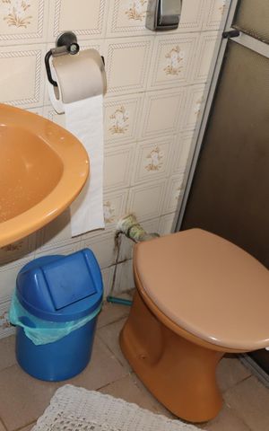 Casa à venda com 110m², 4 quartos e 2 vagasBanheiro superior