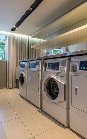 Studio à venda com 32m², 1 quarto e 1 vaga Studio à venda com 32m², 1 quarto e 1 vagaLavanderia