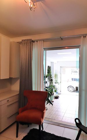 Casa à venda com 192m², 3 quartos e 2 vagasSala 