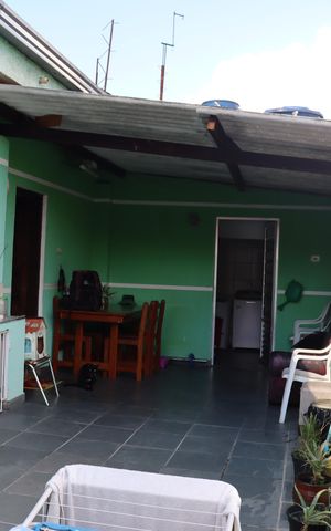 Casa à venda com 323m², 3 quartos e 10 vagas Casa à venda com 323m², 3 quartos e 10 vagasVaranda