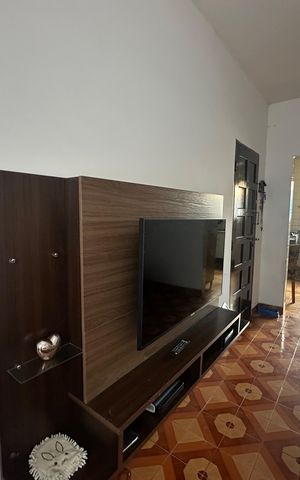 Casa à venda com 323m², 3 quartos e 10 vagas Casa à venda com 323m², 3 quartos e 10 vagasSala de TV