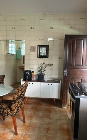 Casa à venda com 323m², 3 quartos e 10 vagas Casa à venda com 323m², 3 quartos e 10 vagasCozinha