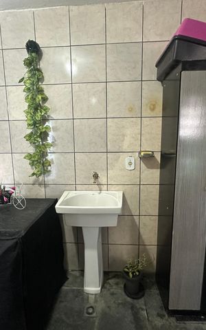 Casa à venda com 323m², 3 quartos e 10 vagas Casa à venda com 323m², 3 quartos e 10 vagasÁrea de Serviço