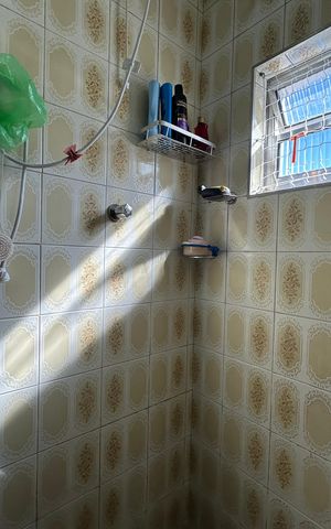 Casa à venda com 323m², 3 quartos e 10 vagas Casa à venda com 323m², 3 quartos e 10 vagasBanheiro da Suíte