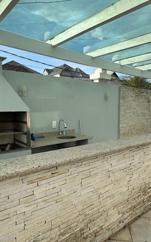 Casa de condomínio à venda com 580m², 6 quartos e 4 vagas Casa de condomínio à venda com 580m², 6 quartos e 4 vagasÁrea externa