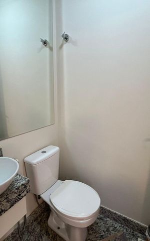 Apartamento à venda com 112m², 2 quartos e 2 vagas Apartamento à venda com 112m², 2 quartos e 2 vagasBanheiro