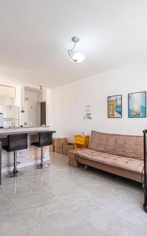 Apartamento à venda com 55m², 3 quartos e 1 vaga Apartamento à venda com 55m², 3 quartos e 1 vagaSala