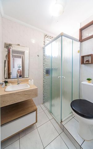 Apartamento à venda com 55m², 3 quartos e 1 vaga Apartamento à venda com 55m², 3 quartos e 1 vagaBanheiro