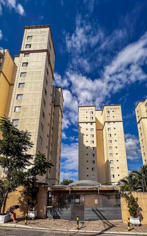Apartamento à venda com 55m², 3 quartos e 1 vaga Apartamento à venda com 55m², 3 quartos e 1 vagaFachada e portaria
