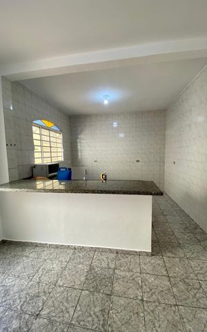 Casa à venda com 200m², 5 quartos e 2 vagas Casa à venda com 200m², 5 quartos e 2 vagasCozinha