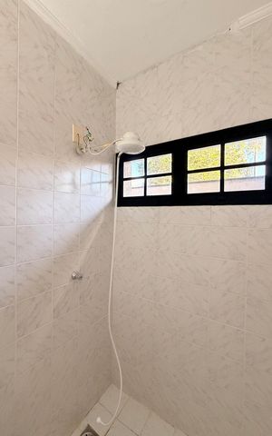 Casa de condomínio para alugar com 660m², 5 quartos e 5 vagasBanheiro de Serviço