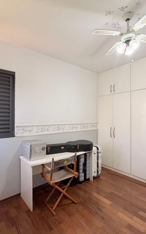 Casa de condomínio para alugar com 660m², 5 quartos e 5 vagasQuarto 4