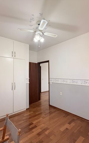 Casa de condomínio para alugar com 660m², 5 quartos e 5 vagasQuarto 4