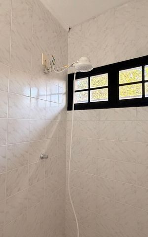 Casa de condomínio para alugar com 660m², 5 quartos e 5 vagasBanheiro de Serviço