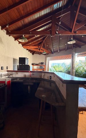 Casa de condomínio para alugar com 660m², 5 quartos e 5 vagasQuintal com piscina e churrasqueira