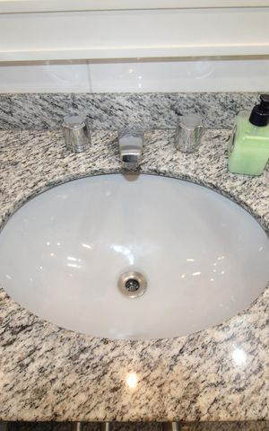 Apartamento à venda com 210m², 3 quartos e 3 vagasQuarto 2 - Banheiro