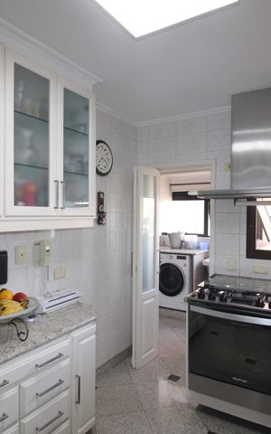 Apartamento à venda com 210m², 3 quartos e 3 vagasCozinha