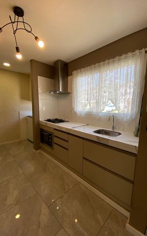 Casa de condomínio à venda com 117m², 3 quartos e 2 vagas Casa de condomínio à venda com 117m², 3 quartos e 2 vagasCozinha