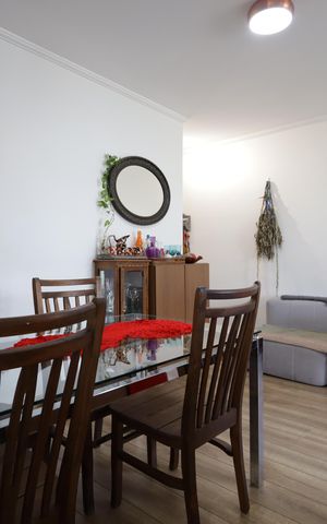 Apartamento à venda com 80m², 3 quartos e 2 vagasSala