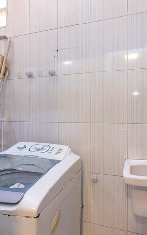 Casa à venda com 85m², 3 quartos e 1 vagaÁrea de Serviço 1