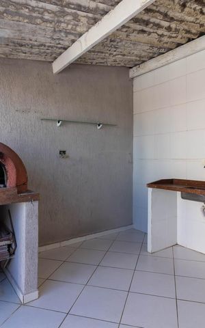 Casa à venda com 85m², 3 quartos e 1 vagaÁrea de Lazer