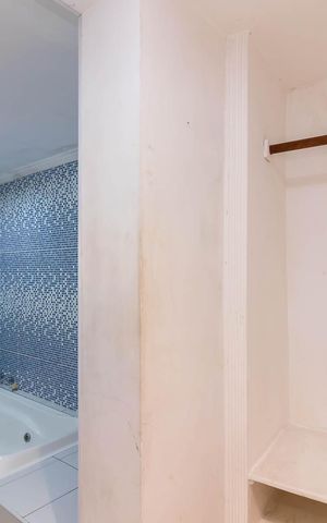 Casa à venda com 85m², 3 quartos e 1 vagaSuíte