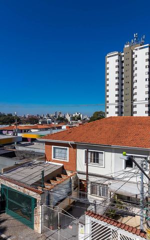 Casa à venda com 85m², 3 quartos e 1 vagaÁrea de Lazer - Vista