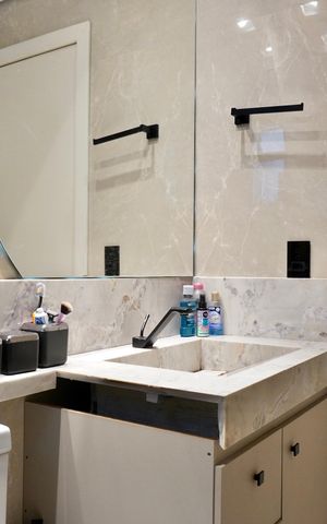 Apartamento à venda com 90m², 3 quartos e 2 vagas Apartamento à venda com 90m², 3 quartos e 2 vagasBanheiro Social