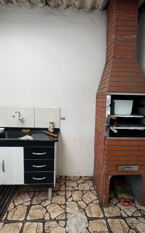 Casa à venda com 182m², 4 quartos e 2 vagas Casa à venda com 182m², 4 quartos e 2 vagasVaranda gourmet