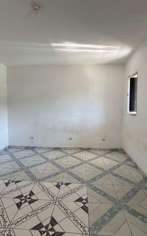 Casa à venda com 182m², 4 quartos e 2 vagas Casa à venda com 182m², 4 quartos e 2 vagasQuarto - Casa 3